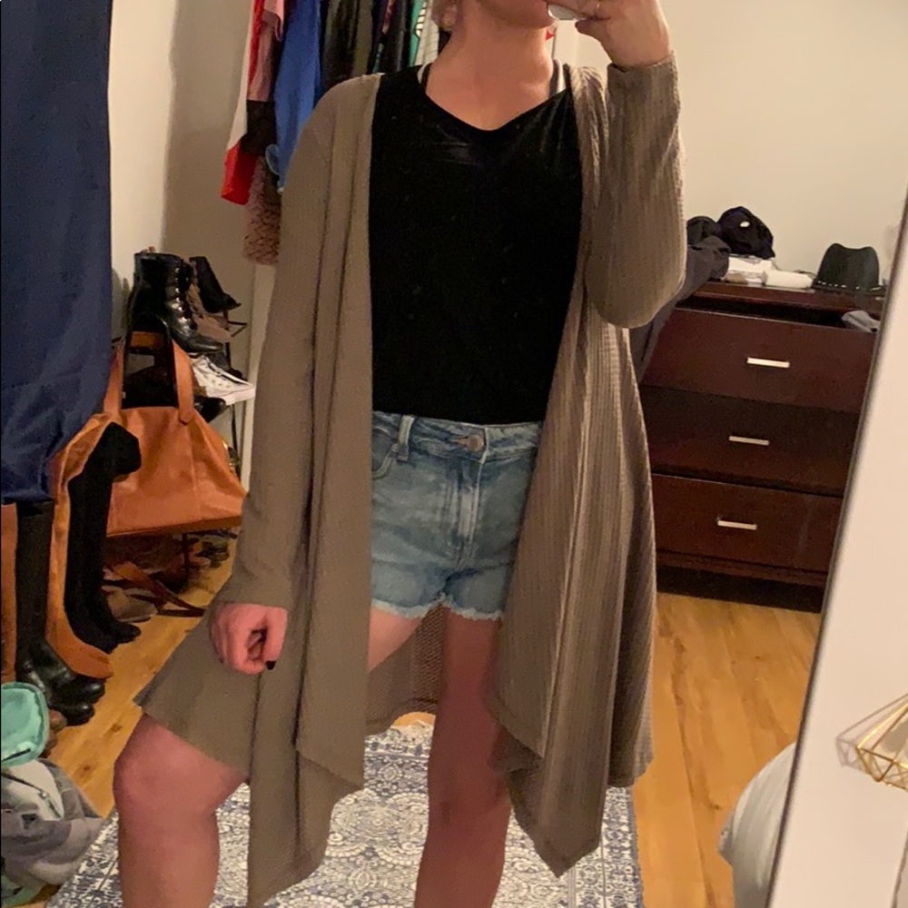 Classy waffle knit, lightweight cardi